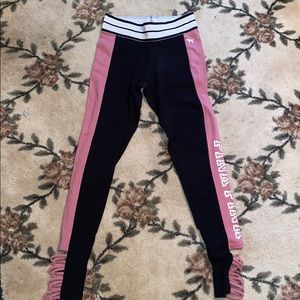 VS pink leggings